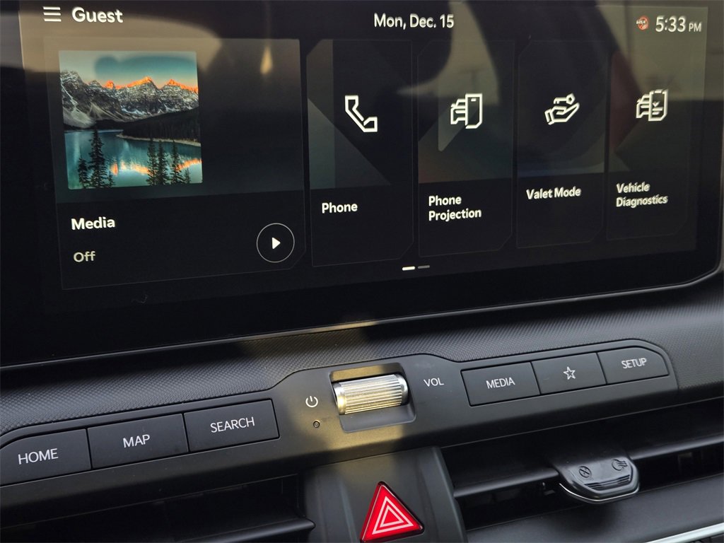 New 2025 Kia K4 LXS image 12