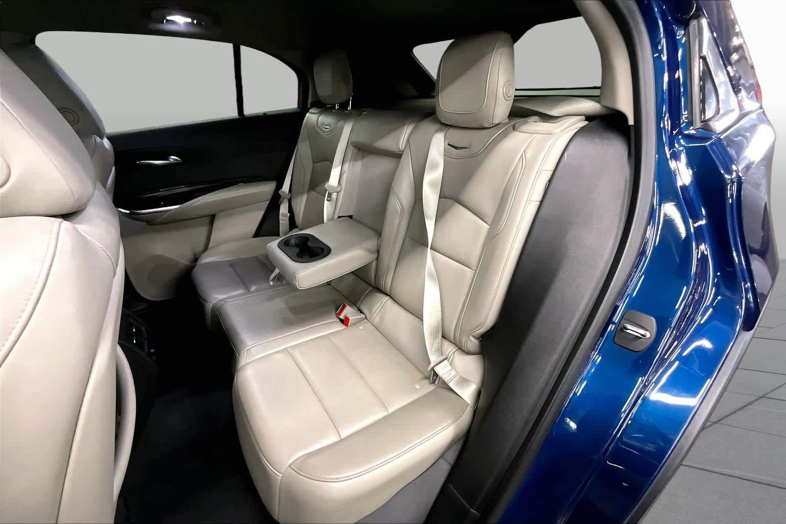 Used 2019 Cadillac XT4 Premium Luxury FWD image 18