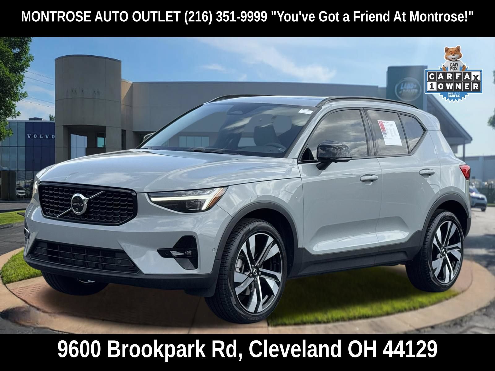 Used 2024 Volvo XC40 B5 Ultimate w/ Protection Package Premier AWD/4WD image 9