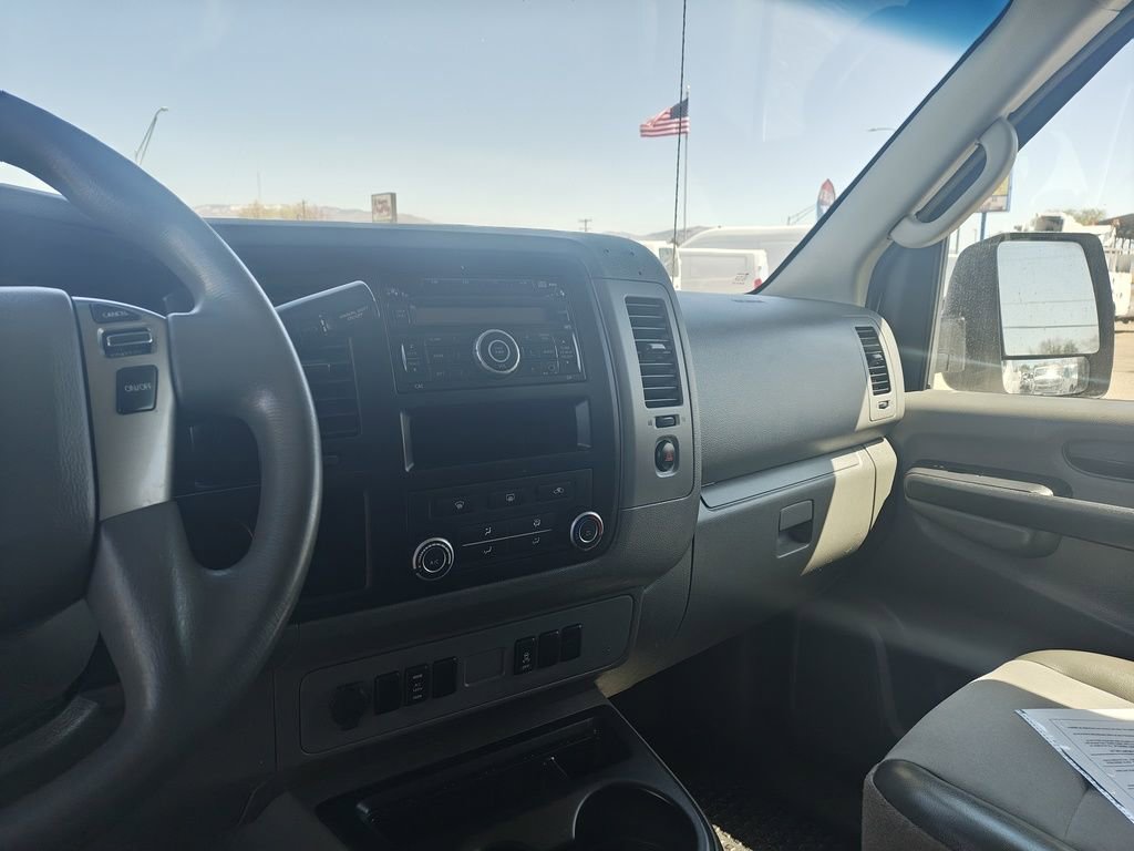 Used 2013 Nissan NV 3500 SV w/ Side Curtain Airbag Pkg image 9