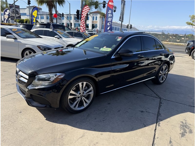Used 2018 Mercedes-Benz C 300 Sedan image 9