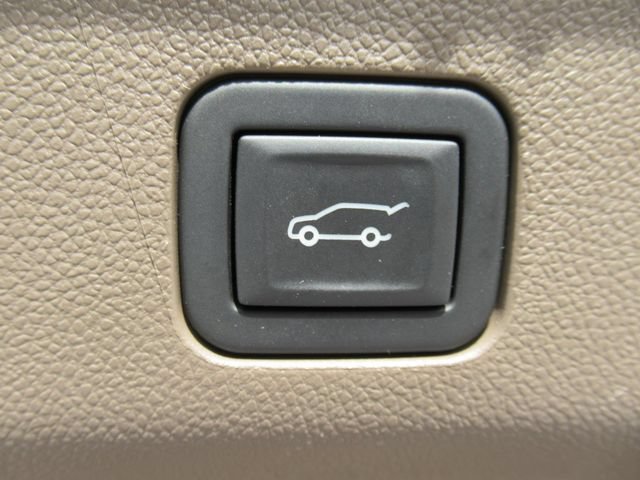 Used 2024 GMC Yukon Denali w/ Denali Reserve Package AWD/4WD image 44