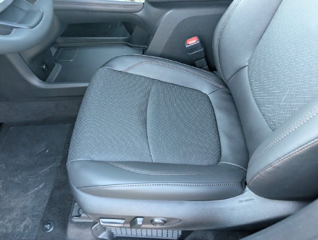 New 2026 Toyota Sienna Platinum AWD/4WD image 16