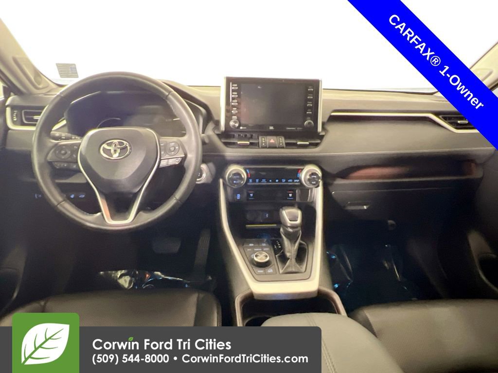 Used 2021 Toyota RAV4 Limited image 7