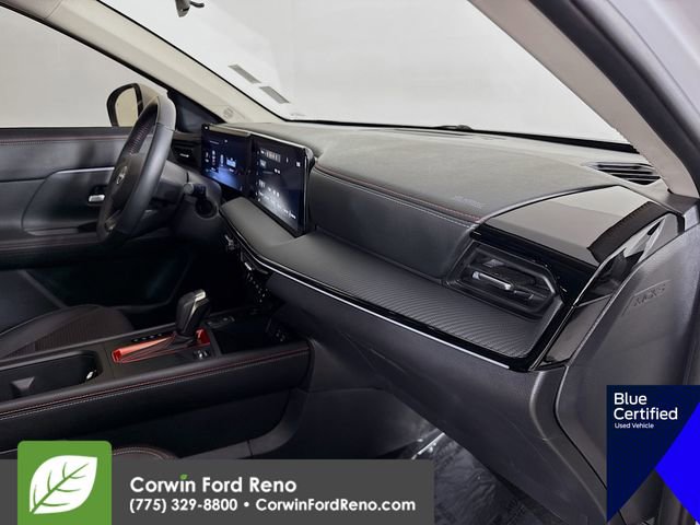 Used 2025 Nissan Kicks SR image 30