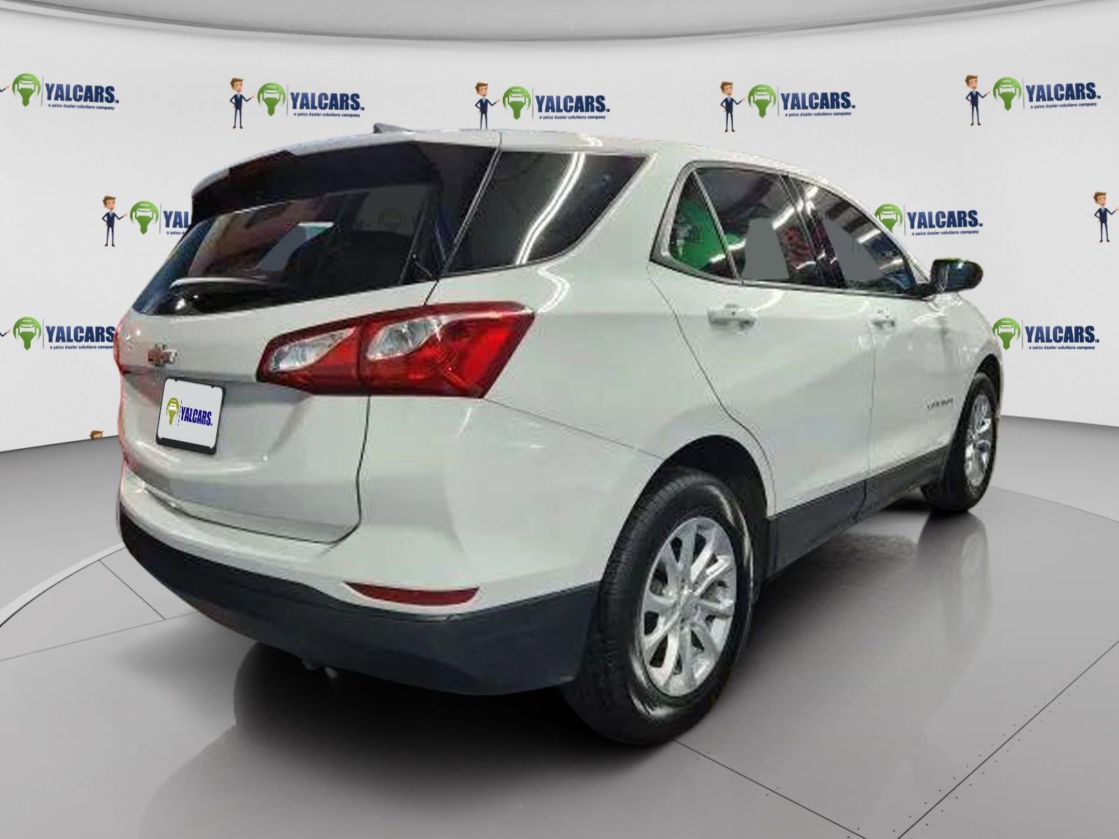 Used 2019 Chevrolet Equinox LS image 3