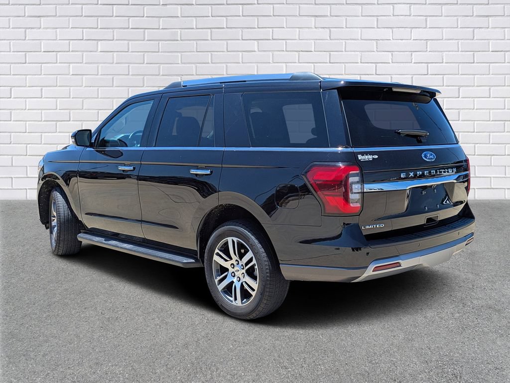Used 2024 Ford Expedition Limited RWD image 3