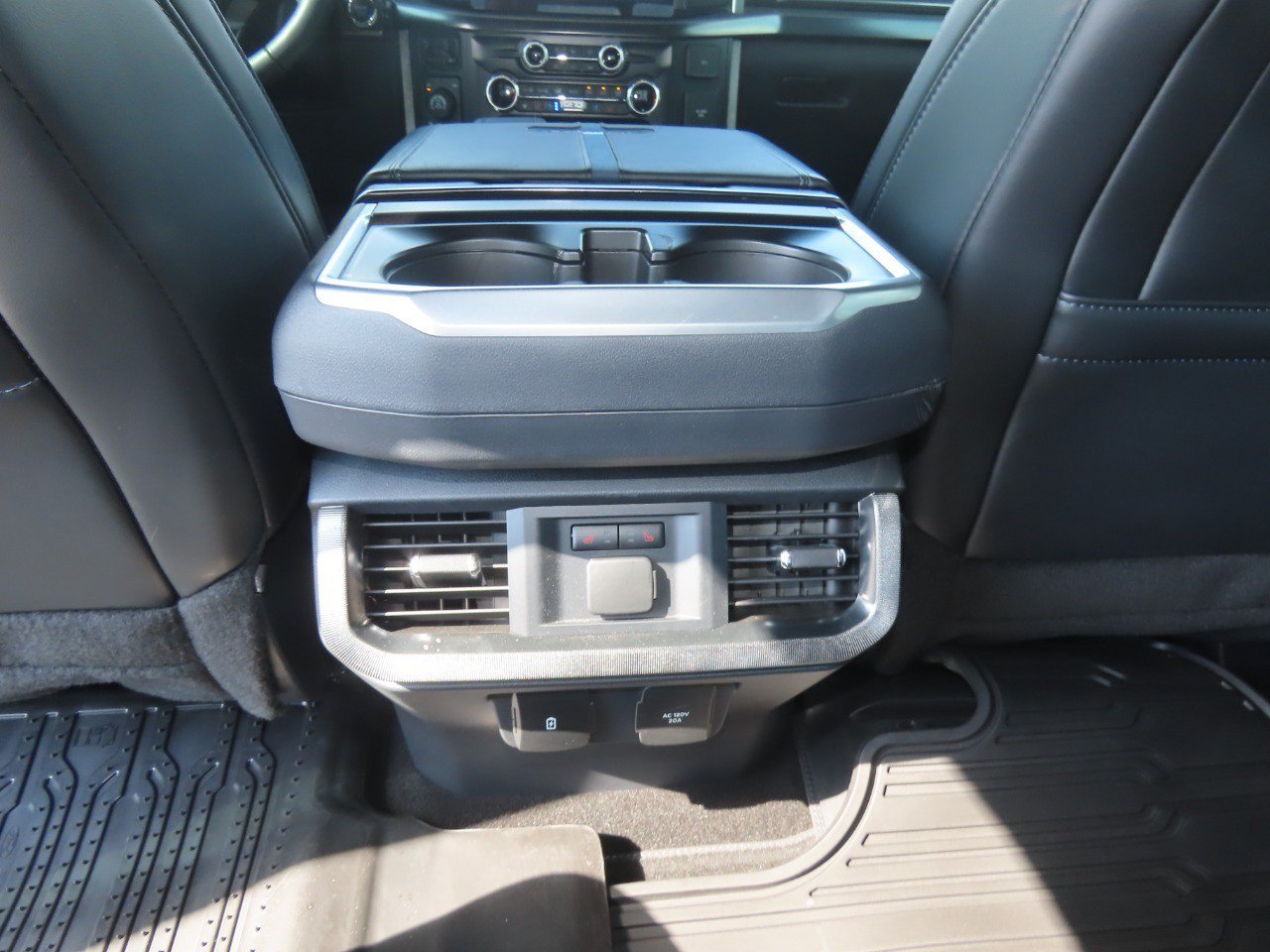 Certified 2024 Ford F150 Platinum w/ FX4 Off-Road Package AWD/4WD image 20