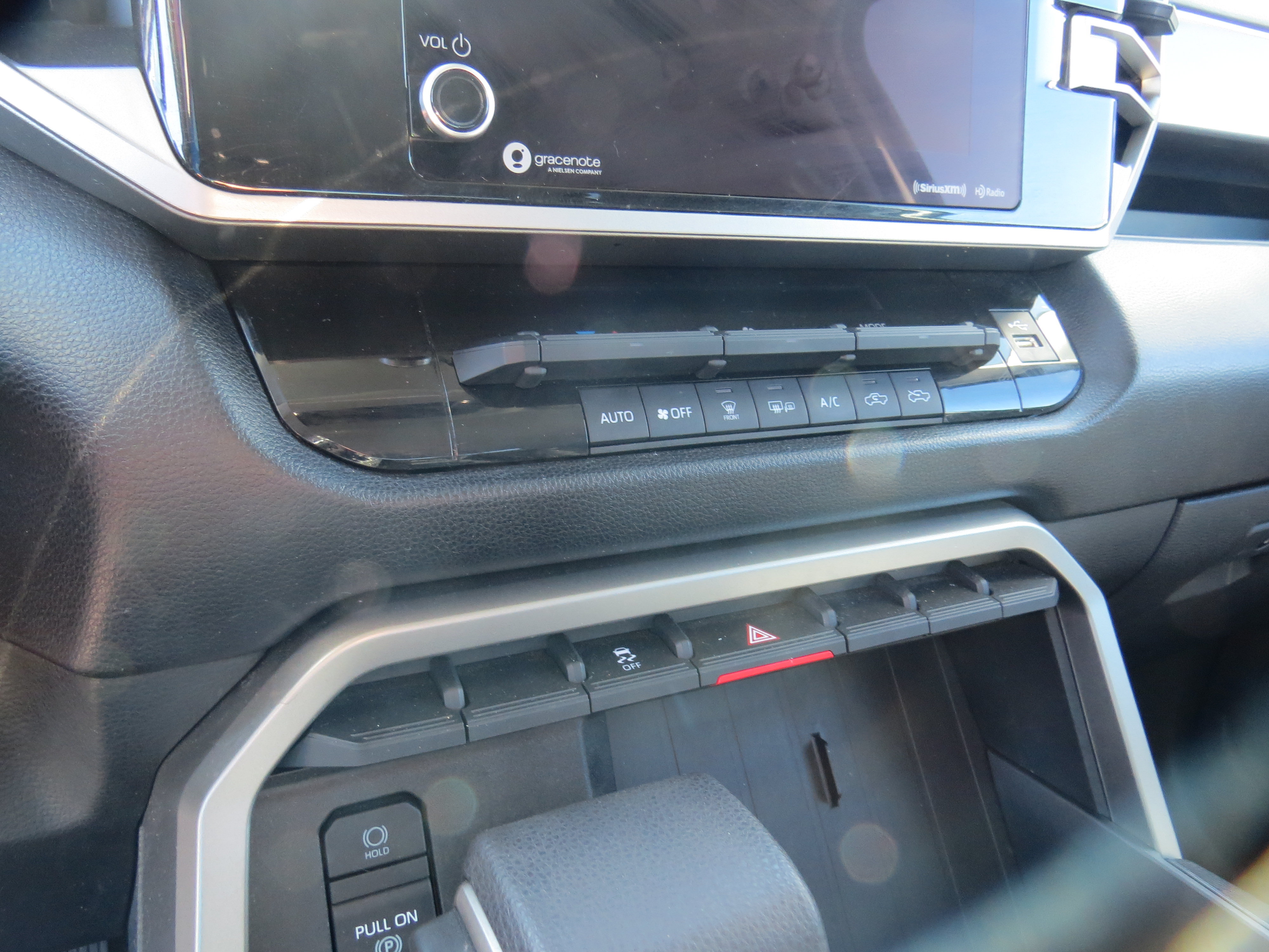 Used 2023 Toyota Tundra SR5 w/ SR5 Convenience Package AWD/4WD image 19