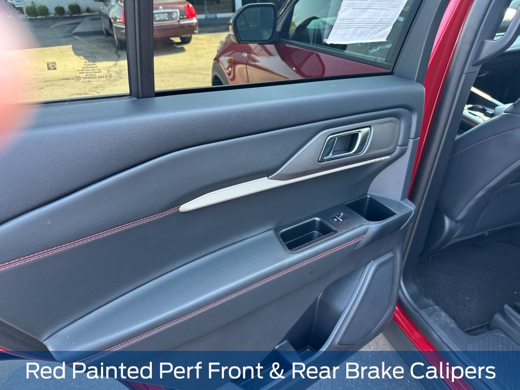 Used 2025 Ford Explorer ST-Line w/ Premium Package RWD image 15