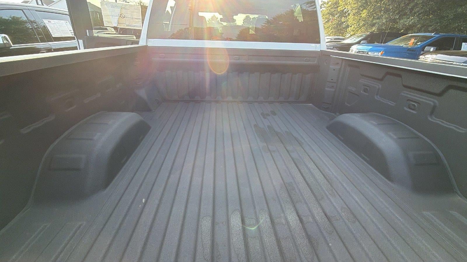 New 2026 Chevrolet Silverado 2500 Custom w/ Custom Value Package AWD/4WD image 10