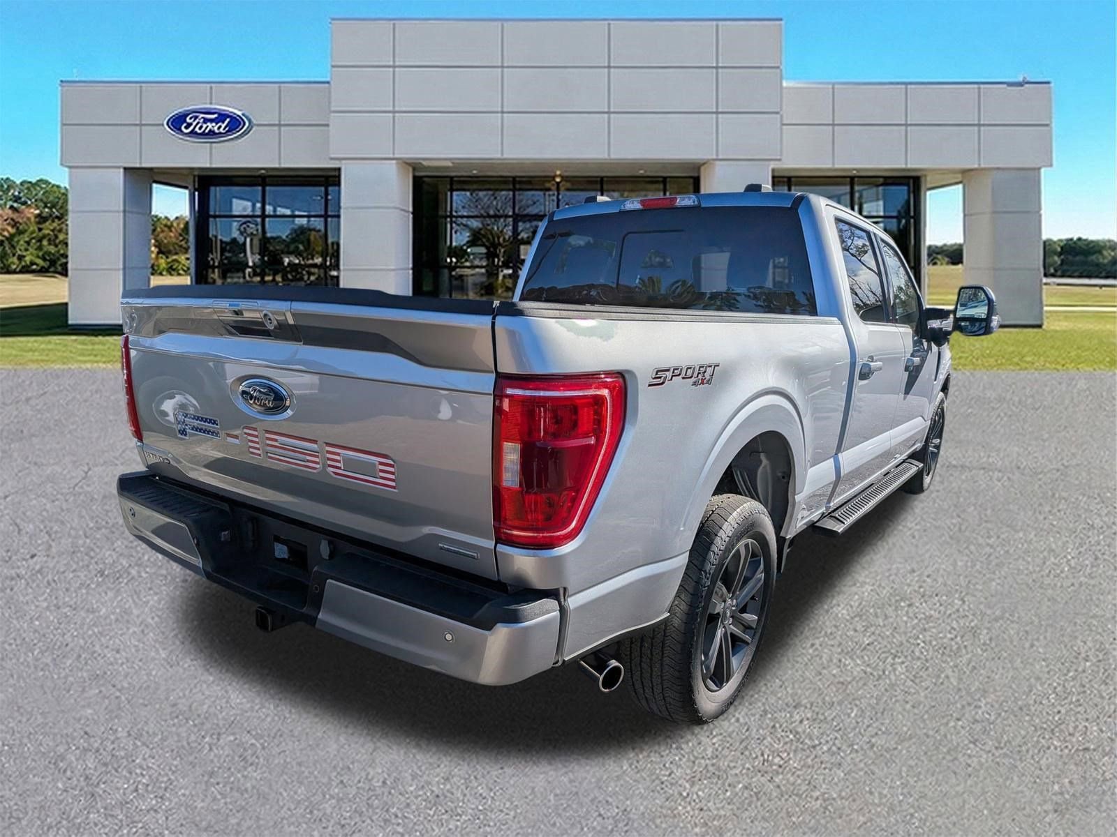 Certified 2023 Ford F150 XLT w/ Equipment Group 302A High image 4