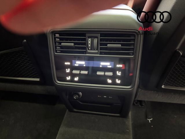 Used 2025 Porsche Cayenne S AWD/4WD image 36