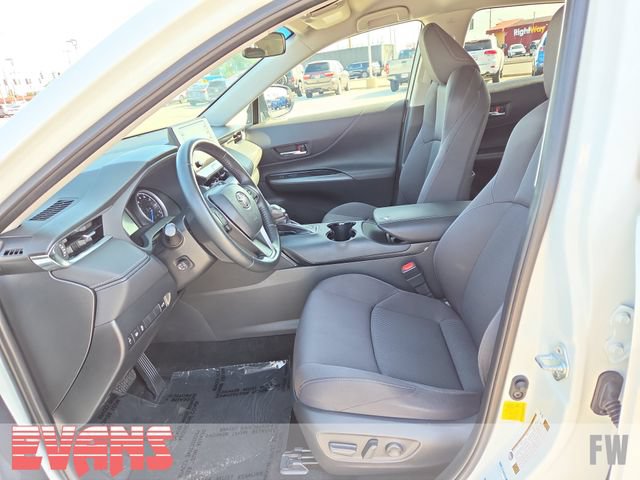 Used 2022 Toyota Venza LE AWD/4WD image 18