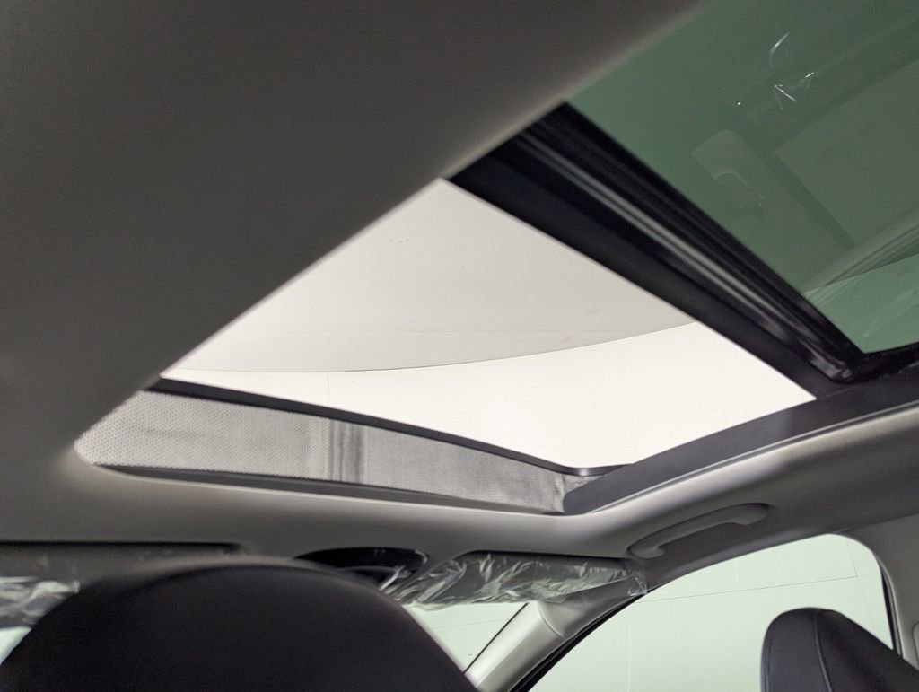 New 2026 Hyundai Tucson Limited FWD image 25