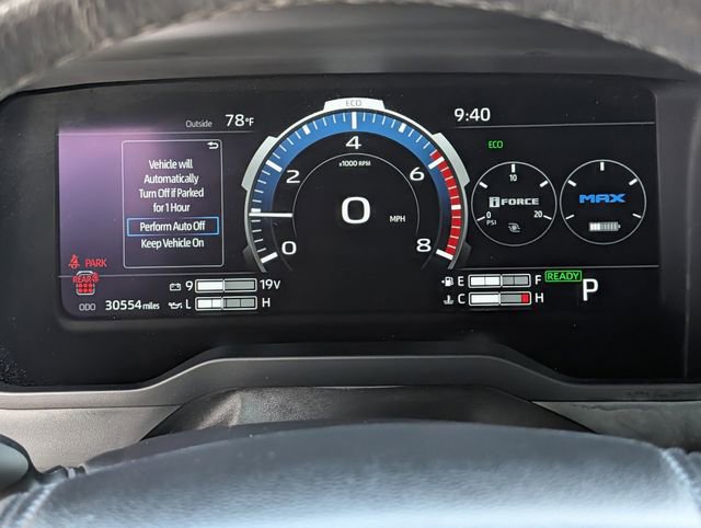 Used 2025 Toyota Sequoia SR5 AWD/4WD image 22