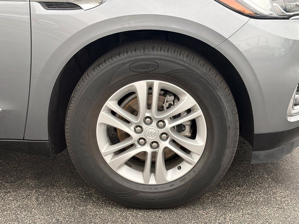 Used 2021 Buick Enclave Essence w/ Sound and Sites Package AWD/4WD image 6