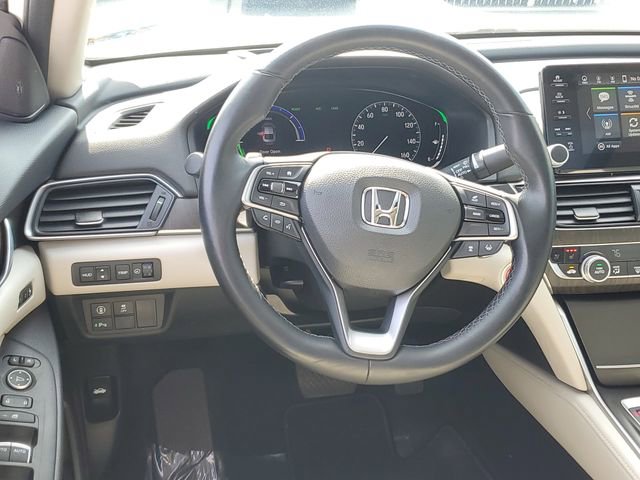 Used 2018 Honda Accord Touring image 12