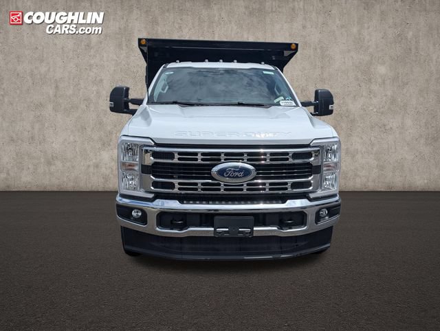 New 2025 Ford F350 XL w/ XL Chrome Package AWD/4WD video 2