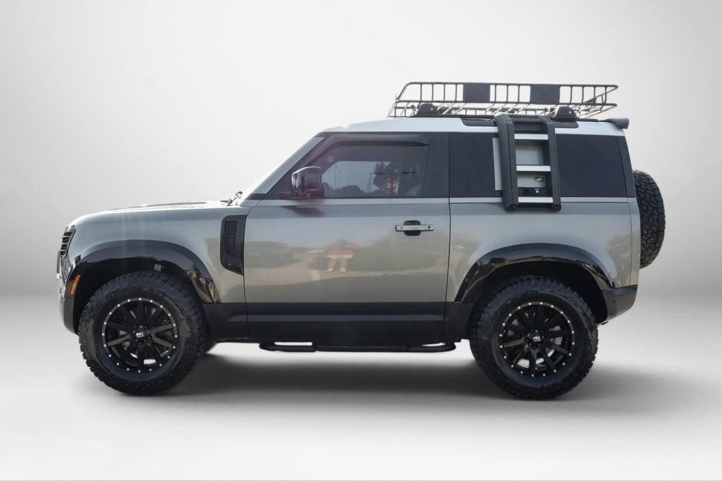 Used 2022 Land Rover Defender 90 S AWD/4WD image 9