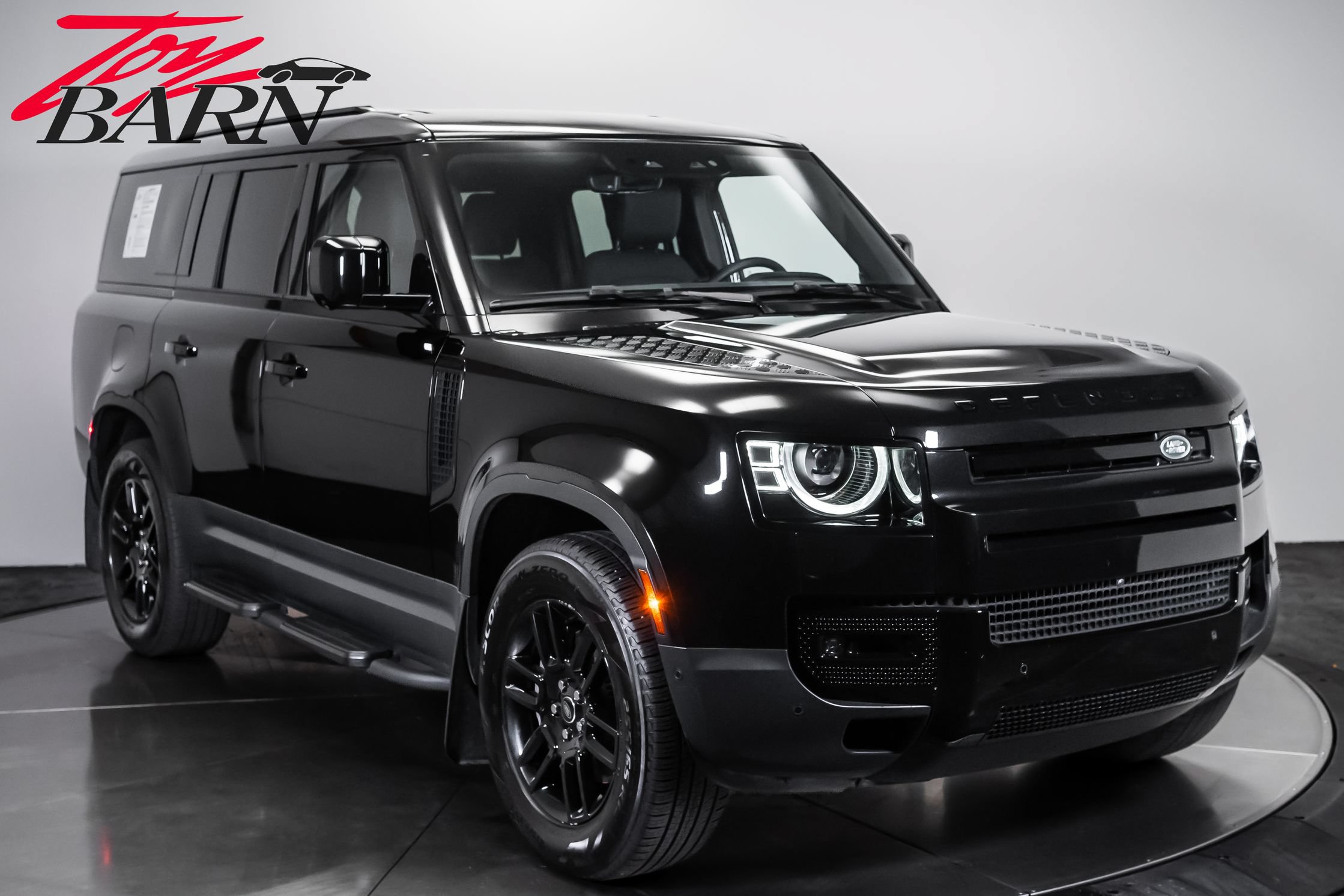 Used 2025 Land Rover Defender 130 S AWD/4WD image 7