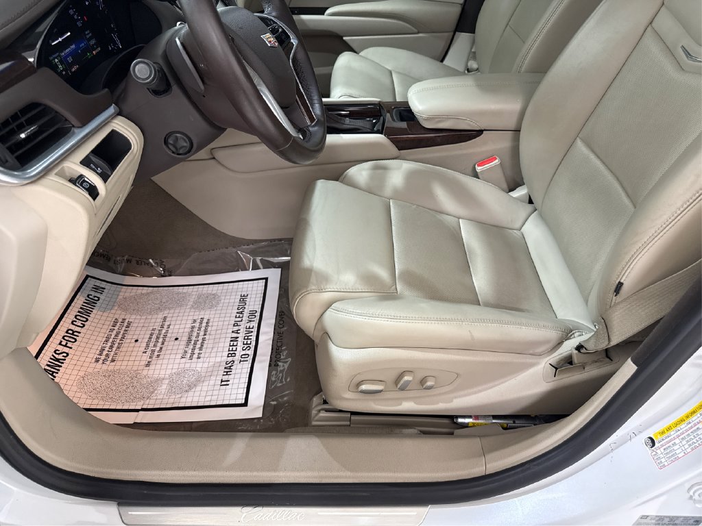 Used 2016 Cadillac XTS Luxury w/ Driver Awareness Package FWD image 30