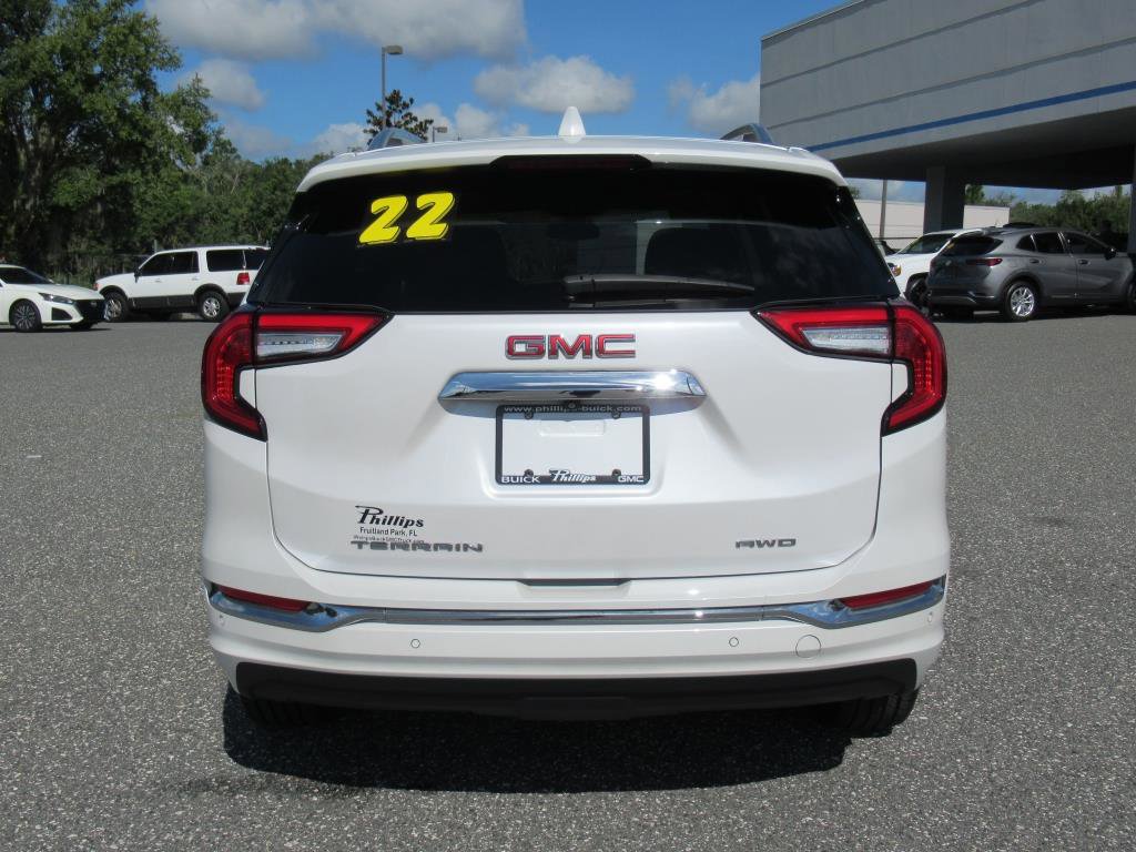 Used 2022 GMC Terrain Denali image 5