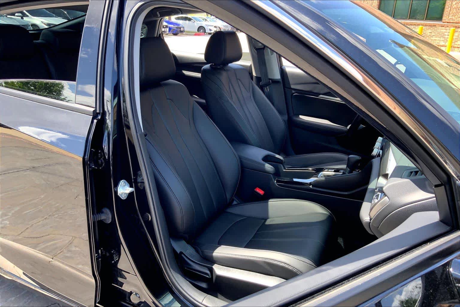 Used 2026 Acura Integra FWD image 9