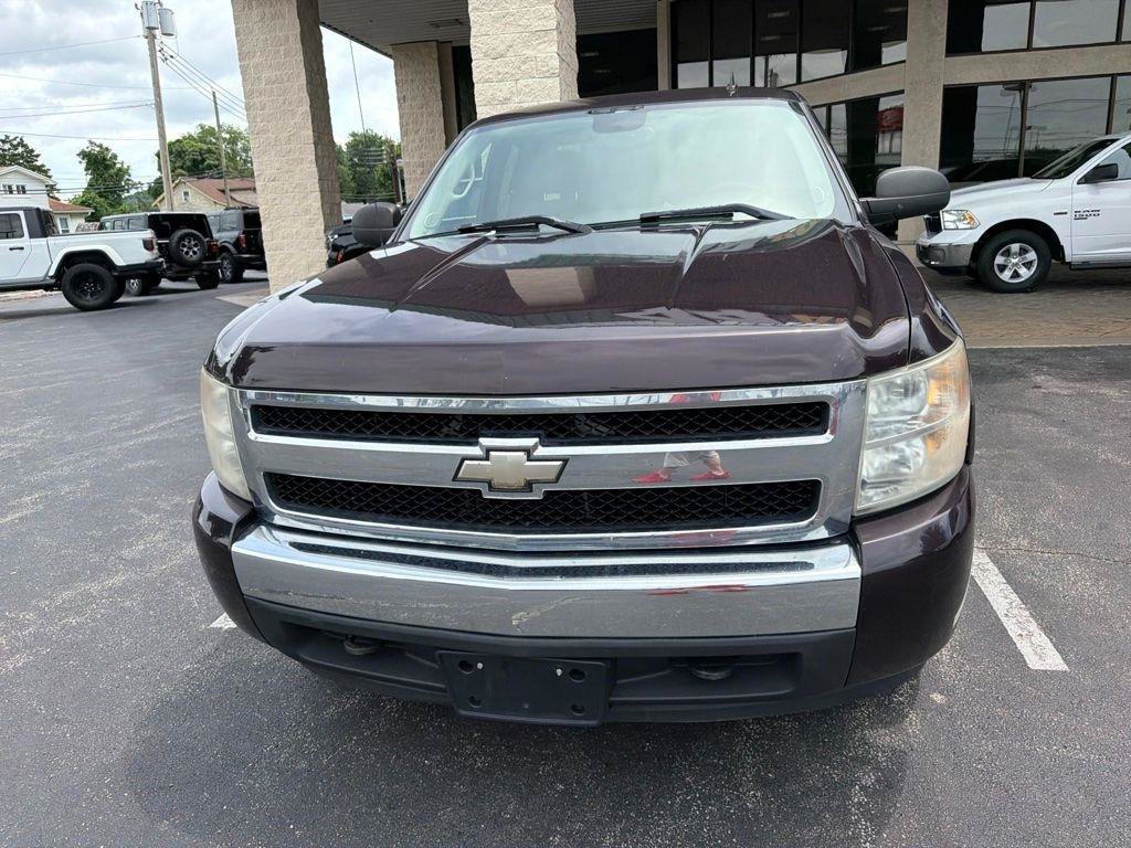 Used 2008 Chevrolet Silverado 1500 LT w/ Power Pack Plus AWD/4WD image 3