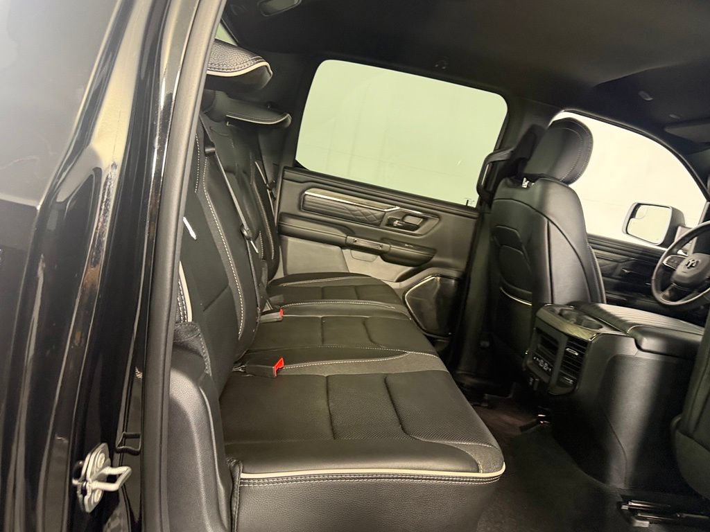 Used 2025 RAM 1500 Limited AWD/4WD image 29