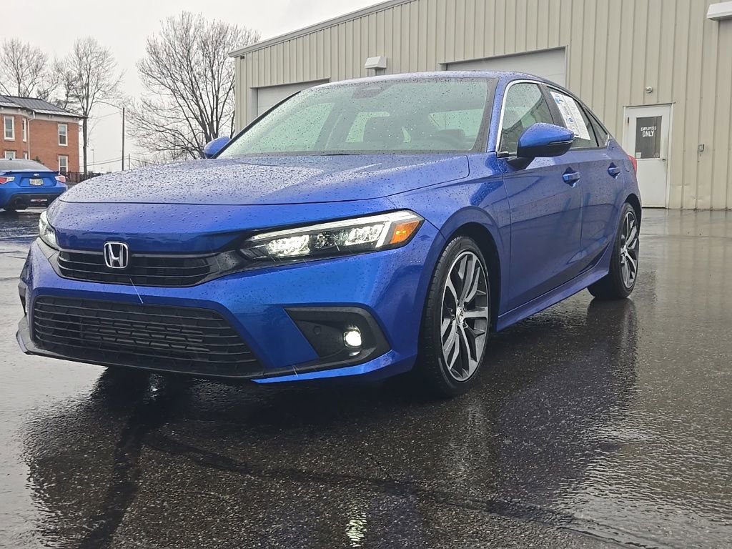 Used 2024 Honda Civic Touring image 3