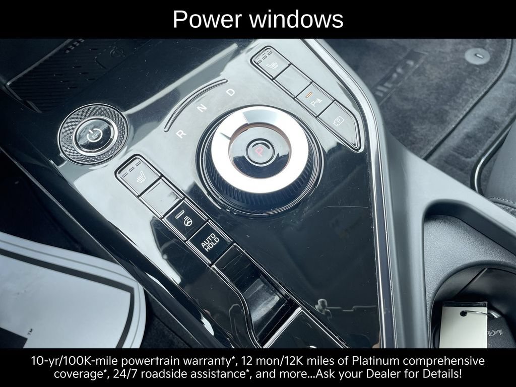 Certified 2024 Kia Niro Wind w/ Wind Preserve Package FWD image 17