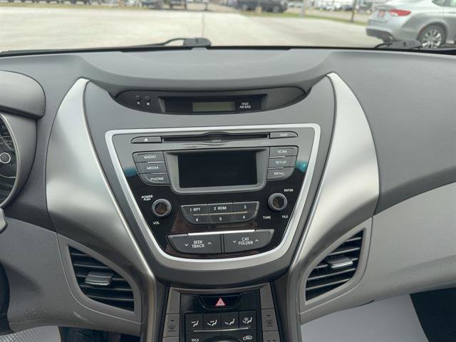 Used 2013 Hyundai Elantra GLS w/ Preferred Pkg FWD image 15