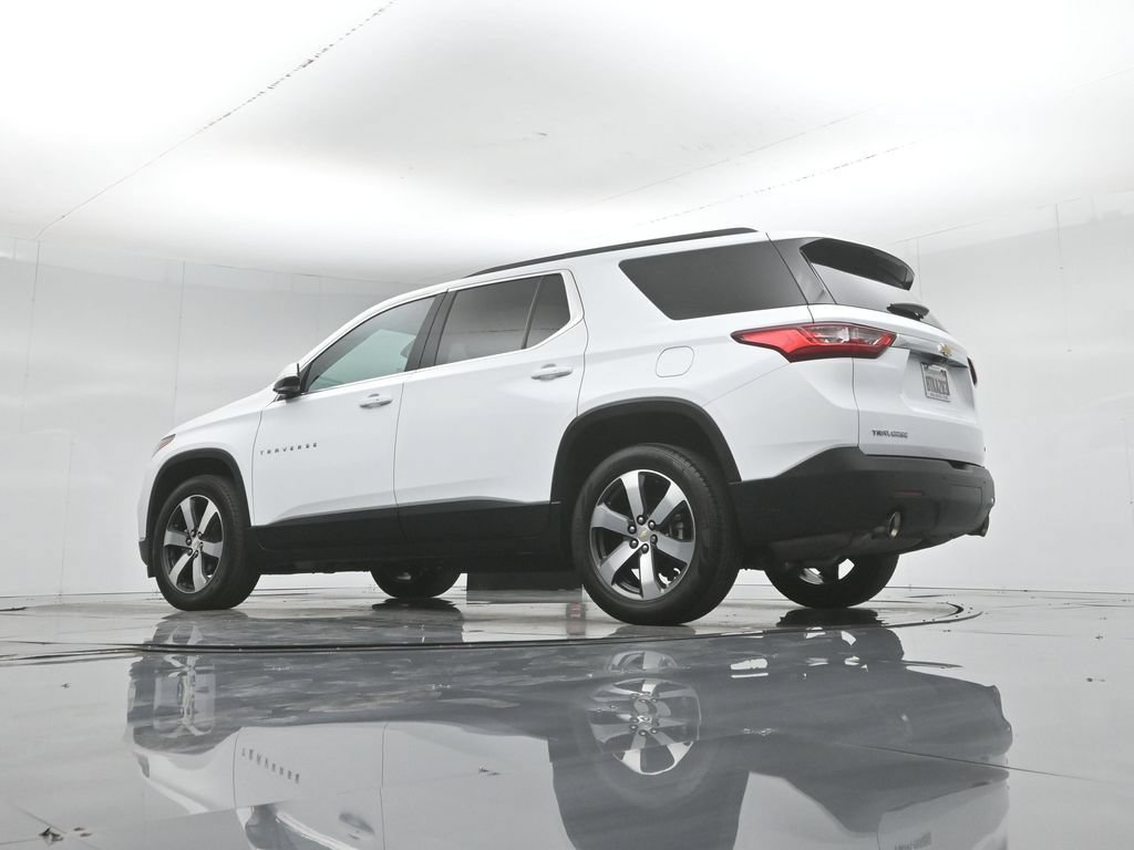 Used 2020 Chevrolet Traverse LT w/ LT Premium Package FWD image 52