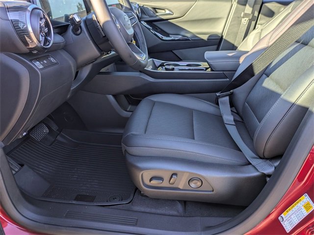 New 2026 Chevrolet Equinox LT w/ Convenience Package II image 11