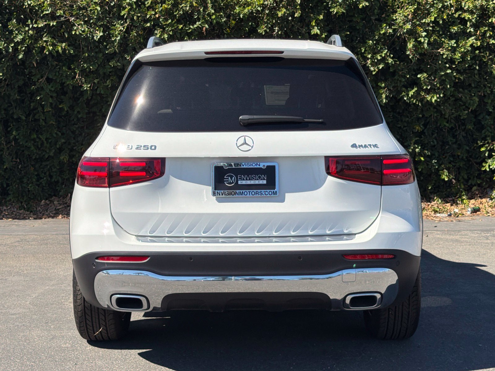 New 2026 Mercedes-Benz GLB 250 4MATIC image 9