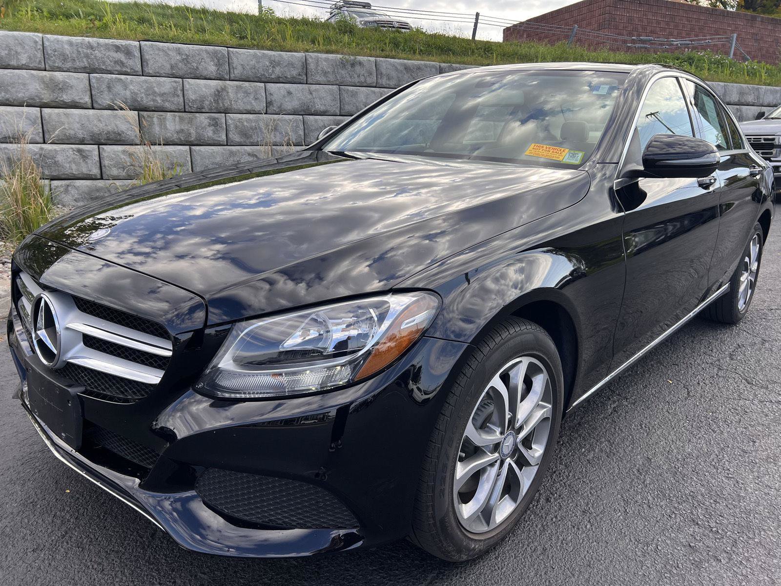 Used 2016 Mercedes-Benz C 300 4MATIC Sedan image 7