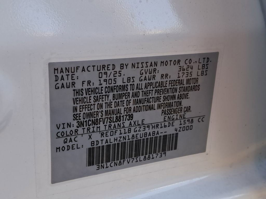 New 2025 Nissan Versa SR w/ Trunk Package image 31