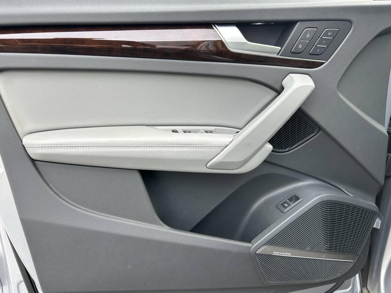 Used 2019 Audi Q5 2.0T Premium Plus w/ Premium Plus Package AWD/4WD image 34