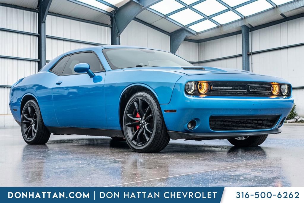 Used 2018 Dodge Challenger SXT w/ Blacktop Package RWD image 29