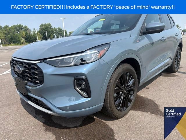 Used 2023 Ford Escape ST-Line Elite AWD/4WD image 2