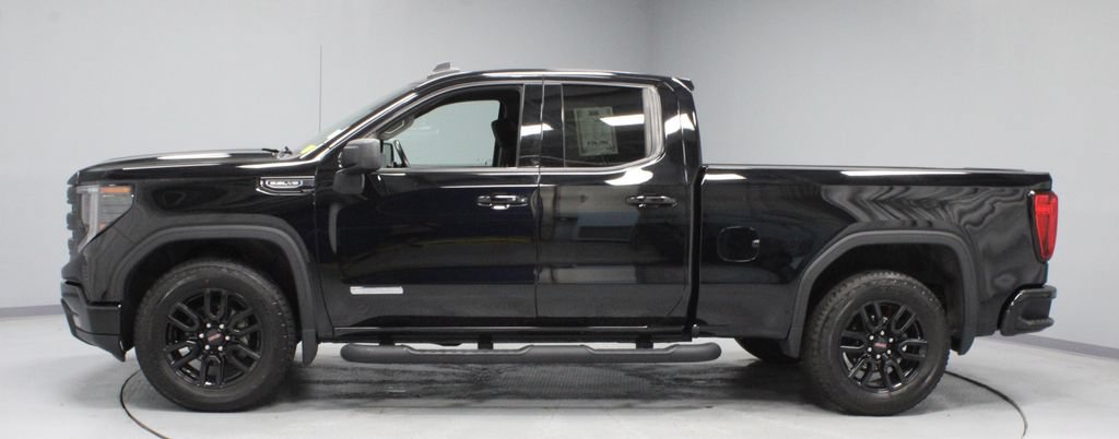 Used 2023 GMC Sierra 1500 Elevation AWD/4WD image 7