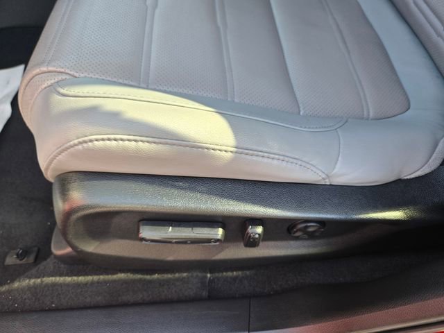 Used 2022 Honda CR-V Touring image 13