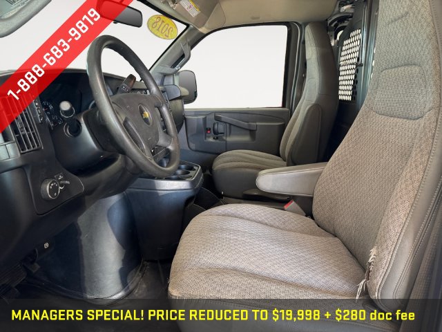 Used 2018 Chevrolet Express 2500 RWD image 8