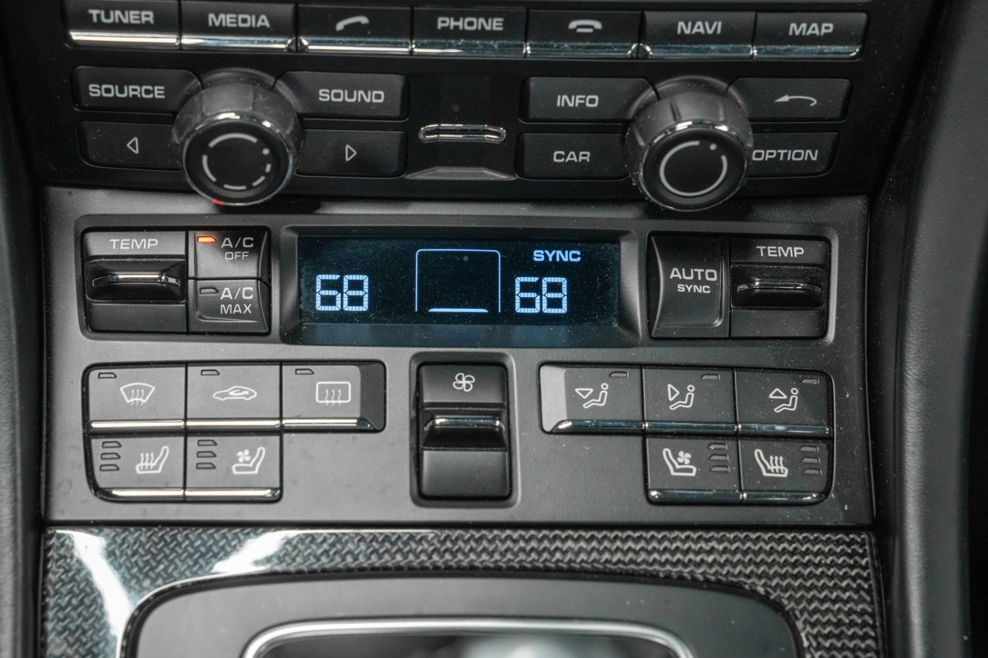 Used 2016 Porsche 911 Turbo S image 26