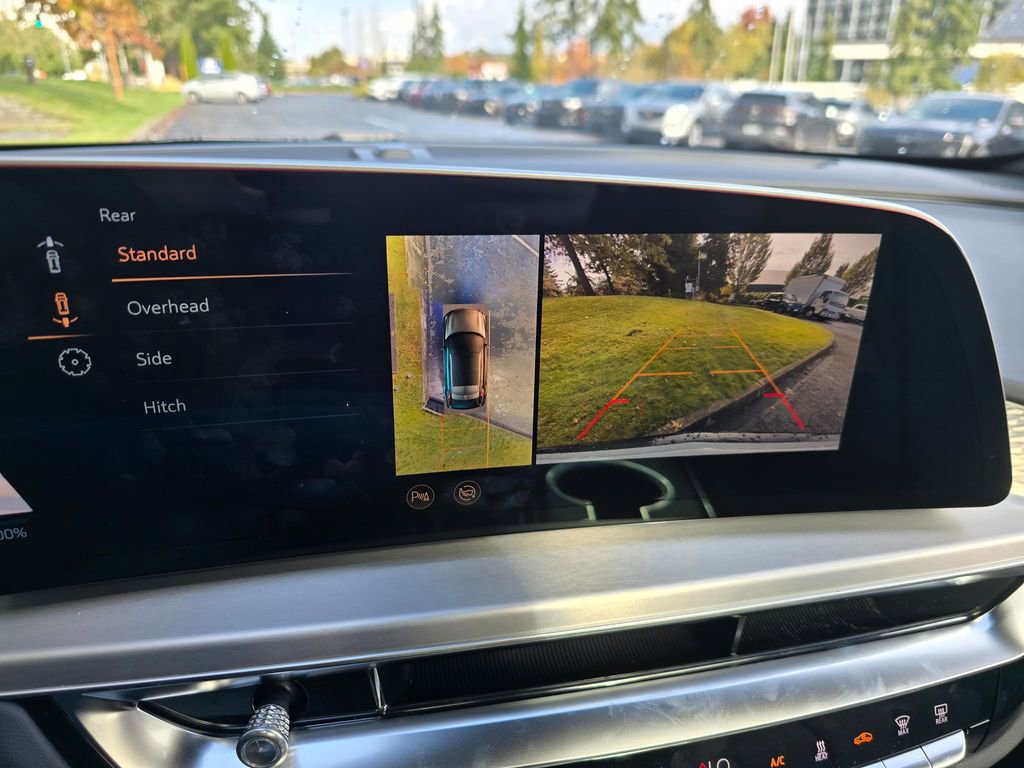 New 2025 Cadillac Lyriq Sport w/ Nappa Leather Package image 29