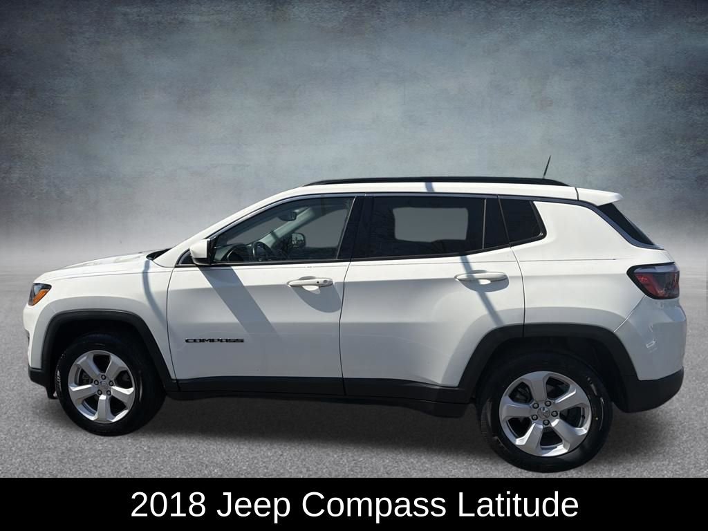 Used 2018 Jeep Compass Latitude image 2