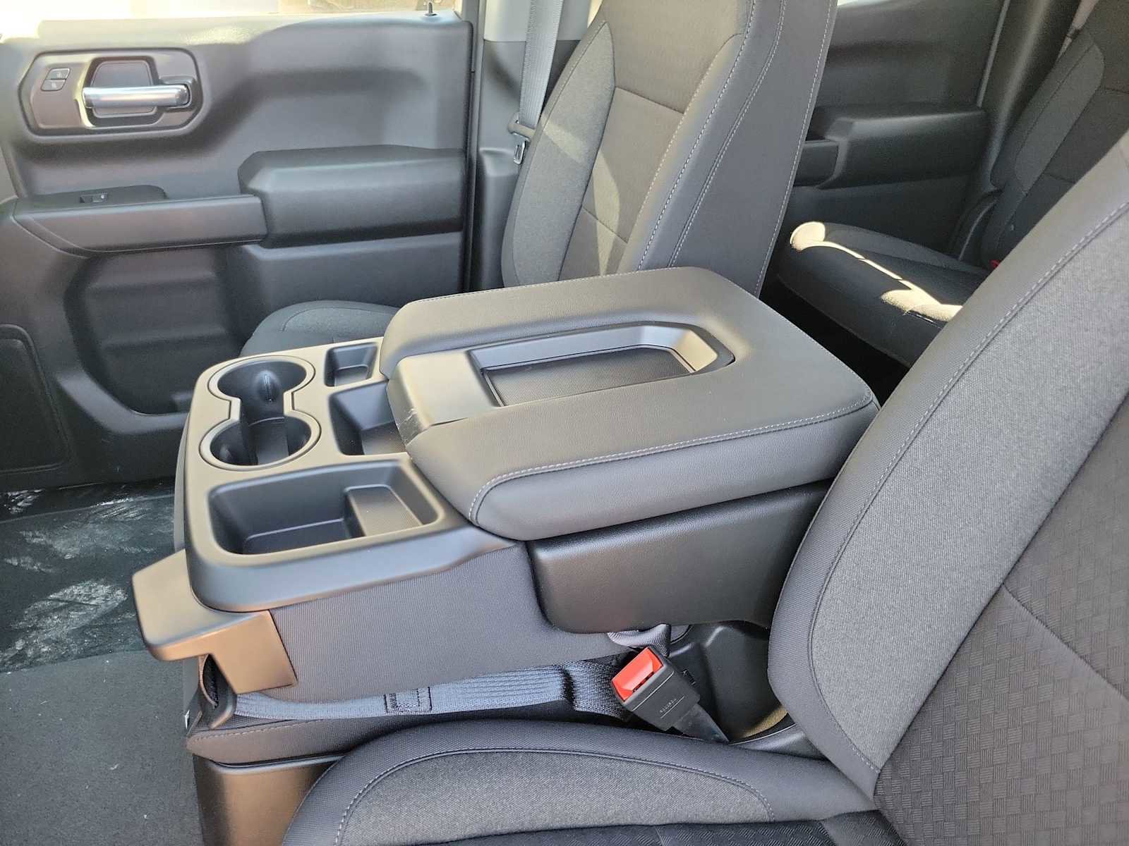 New 2026 Chevrolet Silverado 1500 Custom Trail Boss w/ LPO, Dark Essentials Package AWD/4WD image 24
