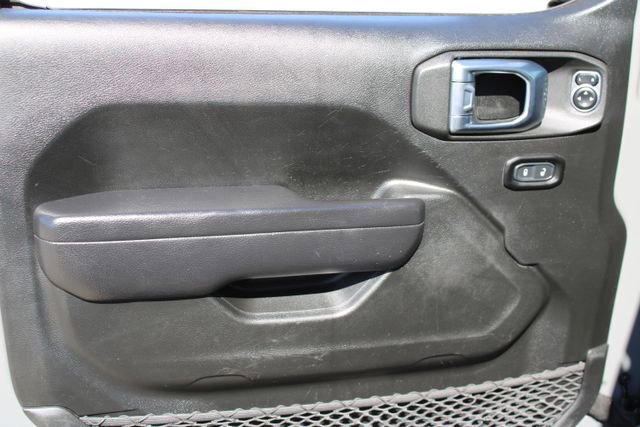 Used 2023 Jeep Wrangler Sport S image 8