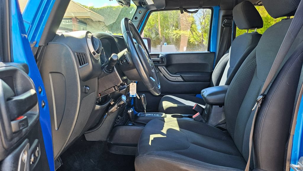 Used 2016 Jeep Wrangler Unlimited Sport w/ Quick Order Package 24S AWD/4WD image 27
